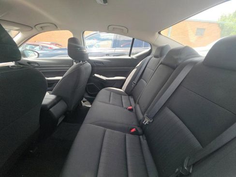 Used 2026 Nissan Altima 2.5 SV FWD image 8