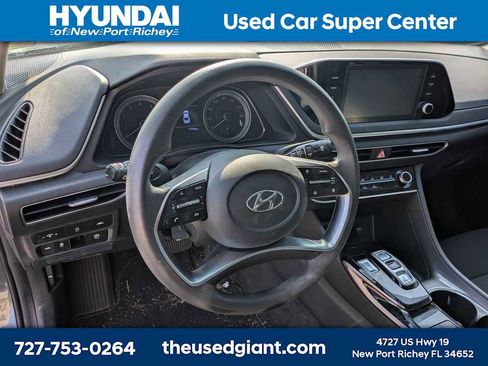 Used 2022 Hyundai Sonata SE w/ Cargo Package image 10