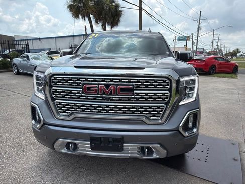 Used 2021 GMC Sierra 1500 Denali w/ Denali Ultimate Package AWD/4WD image 3