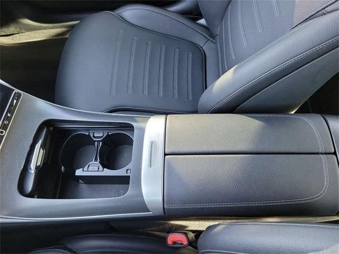 Used 2024 Mercedes-Benz C 300 4MATIC Sedan image 22