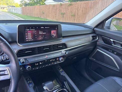 Used 2022 Kia Telluride EX w/ EX Premium Package AWD/4WD image 42