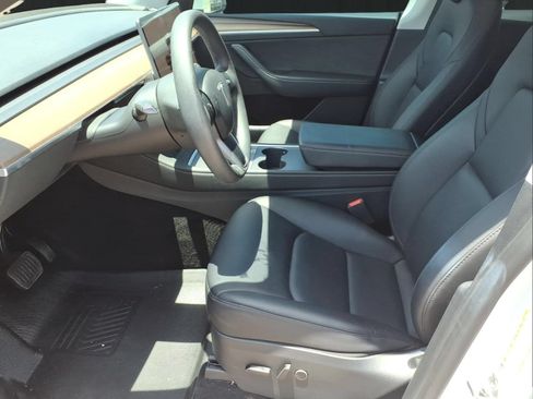 Used 2023 Tesla Model Y Long Range AWD/4WD image 14