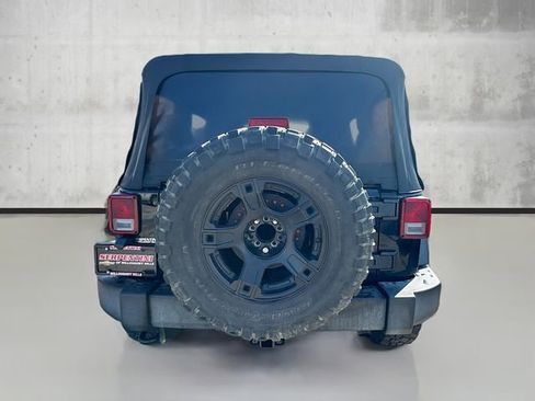 Used 2017 Jeep Wrangler Unlimited Sport w/ Max Tow Package image 6