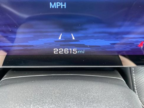 Used 2025 Chevrolet Equinox LT FWD image 6