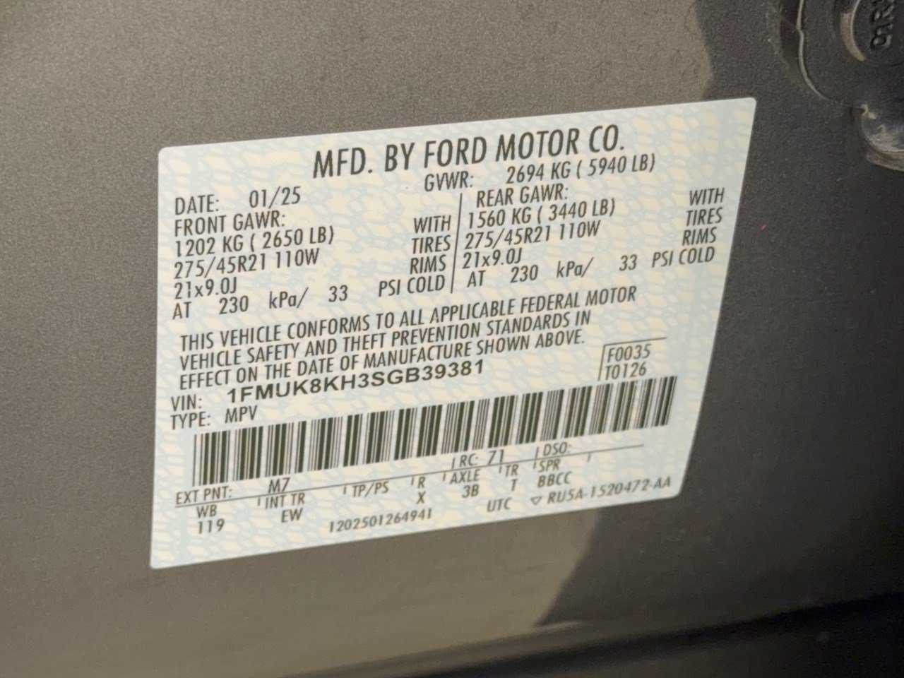 Used 2025 Ford Explorer ST-Line w/ ST-Line Street Pack AWD/4WD image 32