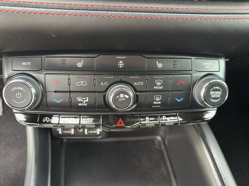 Used 2023 Dodge Durango GT image 21