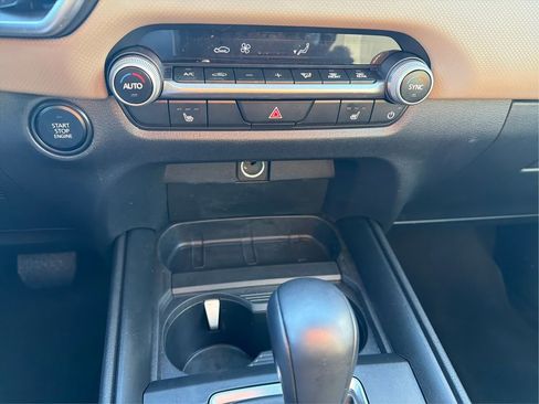 Used 2025 MAZDA CX-50 AWD 2.5 S w/ Weather Package image 28