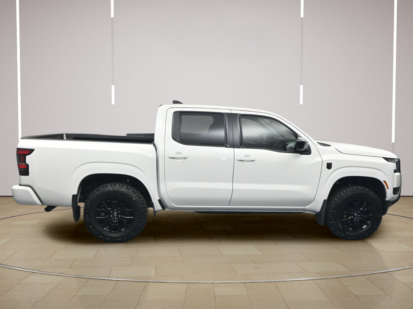 Certified 2026 Nissan Frontier SV w/ Tow Package AWD/4WD image 8