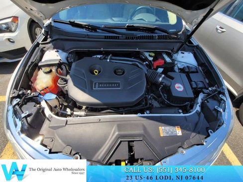 Used 2014 Lincoln MKZ FWD image 24