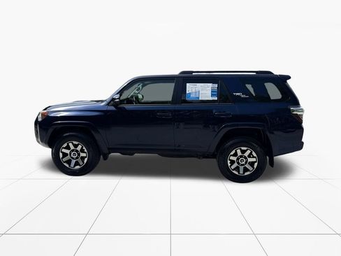 Used 2024 Toyota 4Runner TRD Off-Road Premium AWD/4WD image 4
