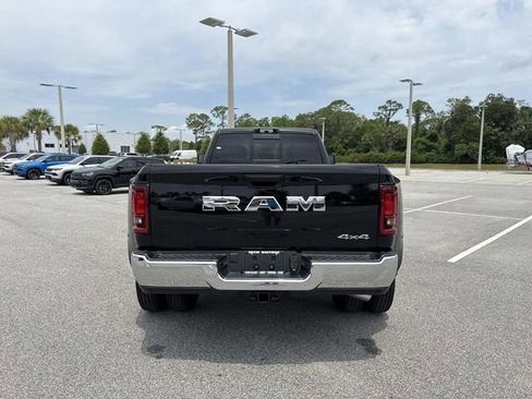 New 2026 RAM 3500 Tradesman AWD/4WD image 4