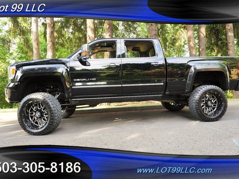 Used 2016 GMC Sierra 2500 Denali w/ Duramax Plus Package AWD/4WD image 5