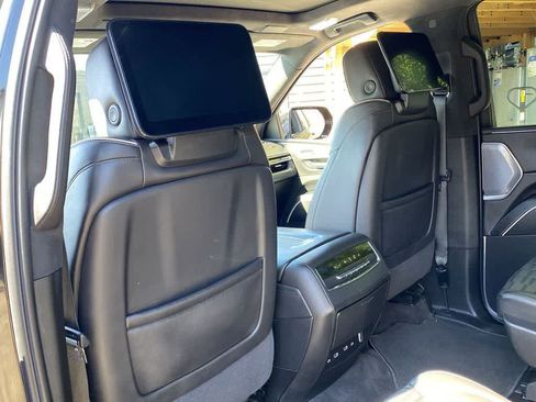 Certified 2024 Cadillac Escalade ESV V w/ LPO, ONYX Package AWD/4WD image 16