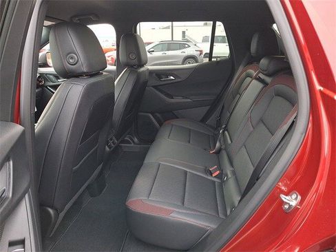 New 2026 Chevrolet Equinox RS image 8