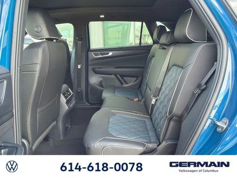 New 2026 Volkswagen Atlas Cross Sport SEL Premium R-Line AWD/4WD image 17