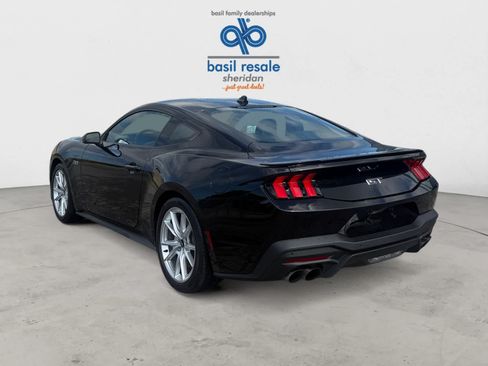 Used 2025 Ford Mustang GT Premium RWD image 5