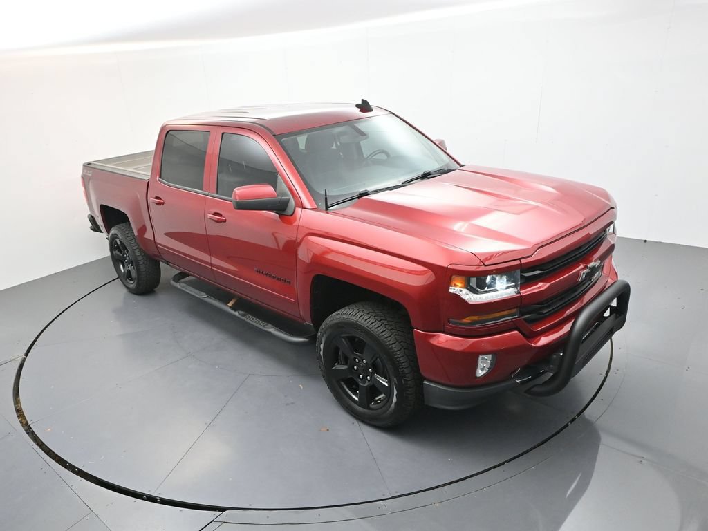 Used 2018 Chevrolet Silverado 1500 LT w/ All Star Edition AWD/4WD image 22