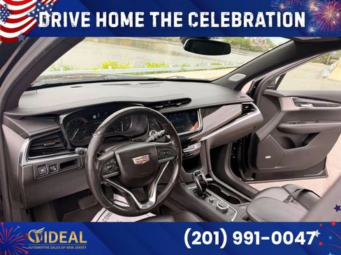 Used 2021 Cadillac XT6 Premium Luxury AWD/4WD image 11