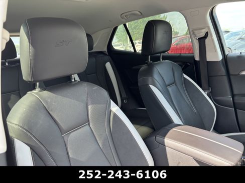 Used 2025 Buick Envision Sport Touring AWD/4WD image 8