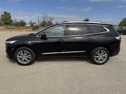 Used 2023 Buick Enclave Premium w/ Experience Buick Package image 4