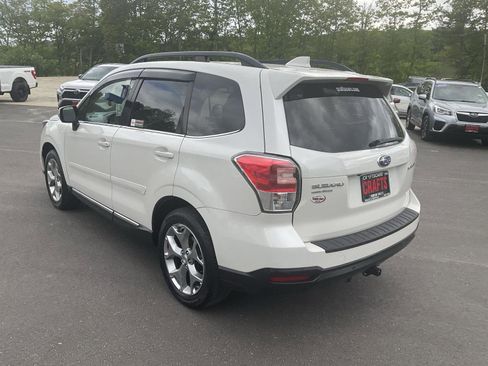 Used 2018 Subaru Forester 2.5i Touring AWD/4WD image 3