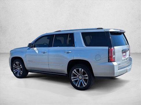 Used 2020 GMC Yukon Denali w/ Denali Ultimate Package AWD/4WD image 7