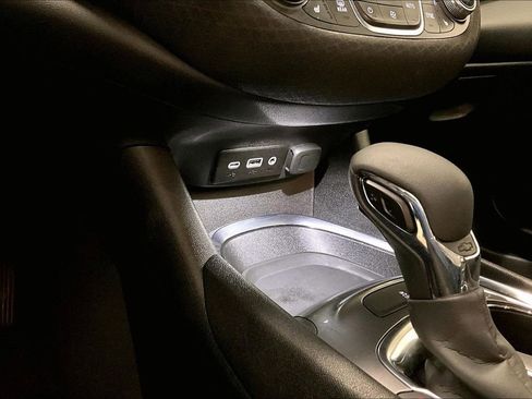 Used 2023 Chevrolet Malibu LT image 16