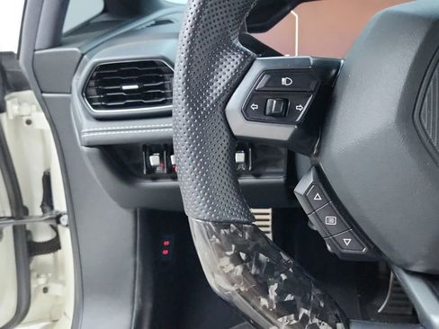 Used 2018 Lamborghini Huracan LP 580-2 image 29