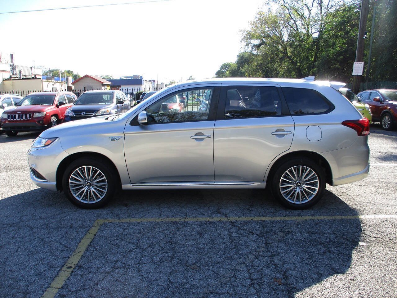 Used 2019 Mitsubishi Outlander SEL AWD/4WD image 9