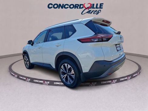 Certified 2023 Nissan Rogue SV w/ SV Premium B Package AWD/4WD image 5