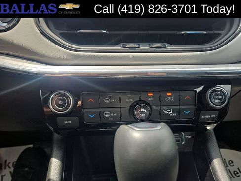 Used 2022 Jeep Compass Limited AWD/4WD image 27