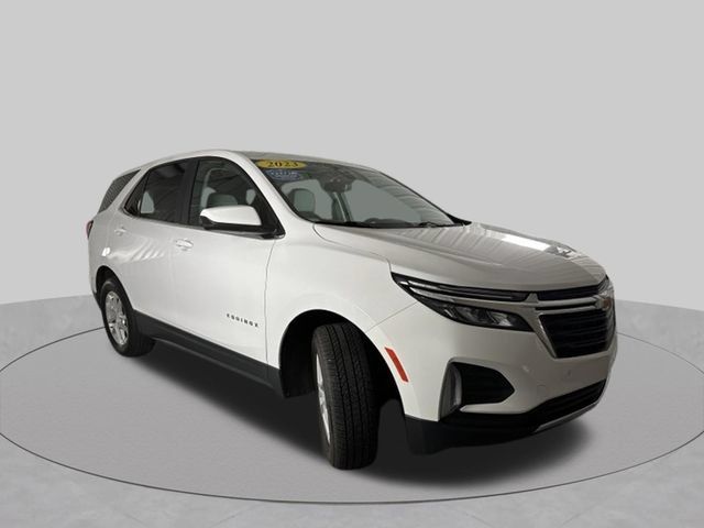 Used 2023 Chevrolet Equinox LT w/ Driver Convenience Package AWD/4WD image 4