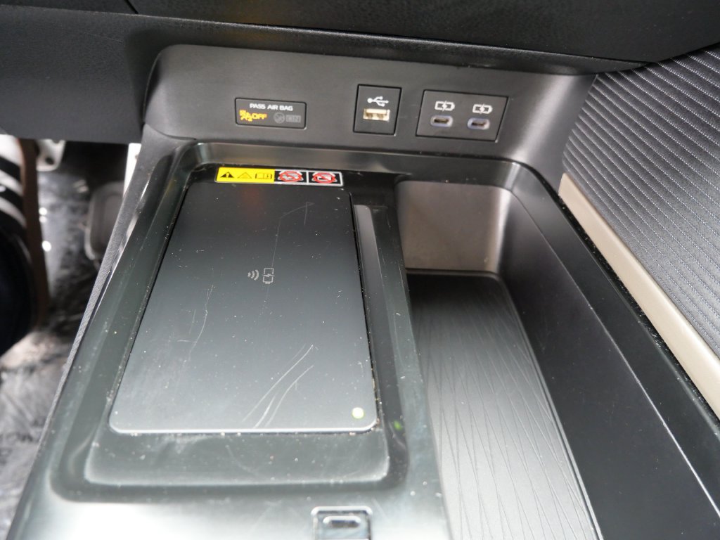 Certified 2025 Toyota Camry SE FWD image 20
