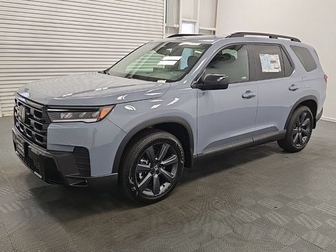 New 2026 Honda Pilot Sport image 4