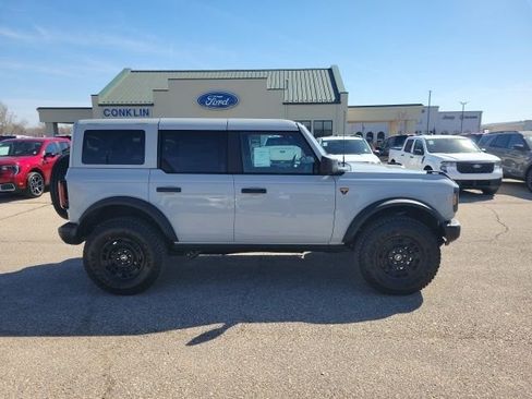 New 2026 Ford Bronco Badlands AWD/4WD image 23
