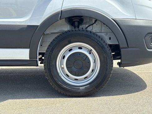 New 2025 Ford Transit 250 Low Roof image 23