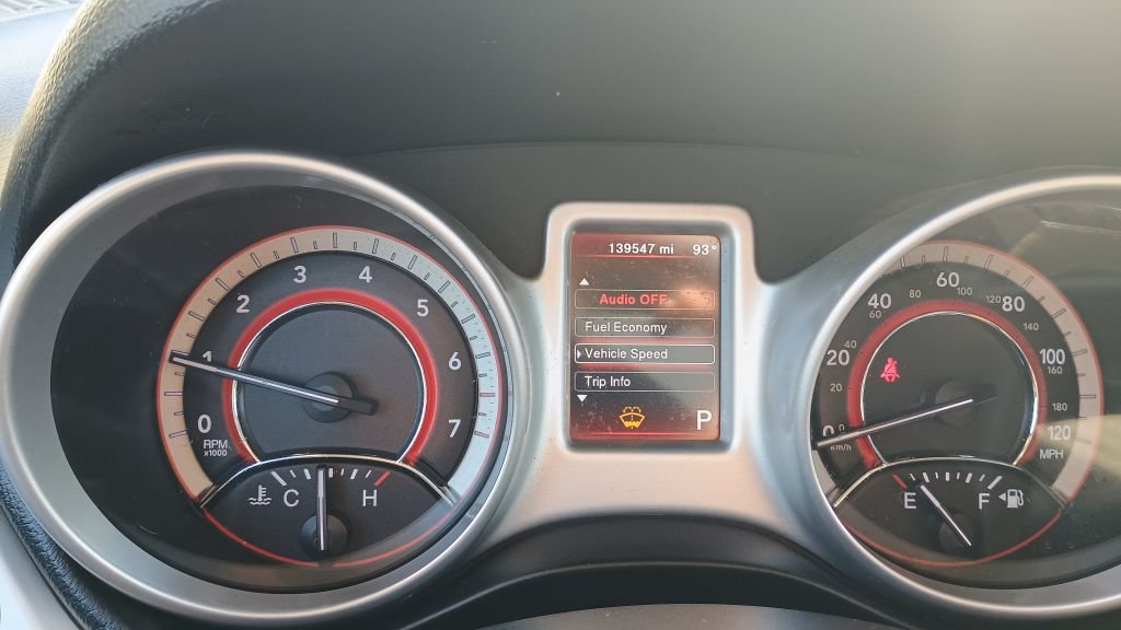 Used 2020 Dodge Journey SE FWD image 10