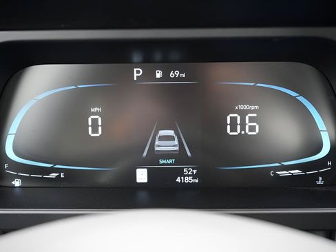 Certified 2025 Hyundai Elantra Sport FWD image 27