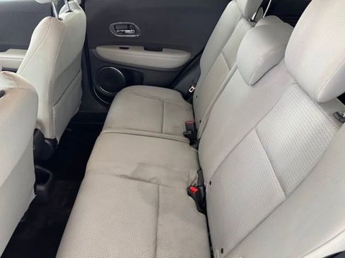 Used 2022 Honda HR-V EX image 29