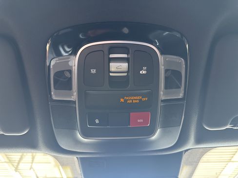 Used 2024 Hyundai Santa Cruz Limited image 34