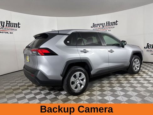 Used 2023 Toyota RAV4 LE FWD image 5