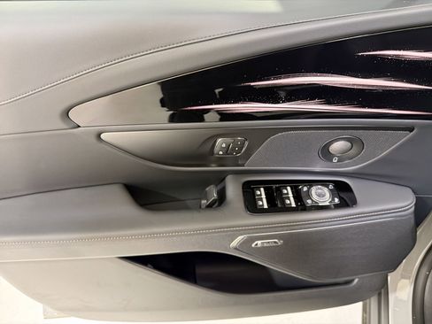 New 2026 Lincoln Nautilus Premier image 12