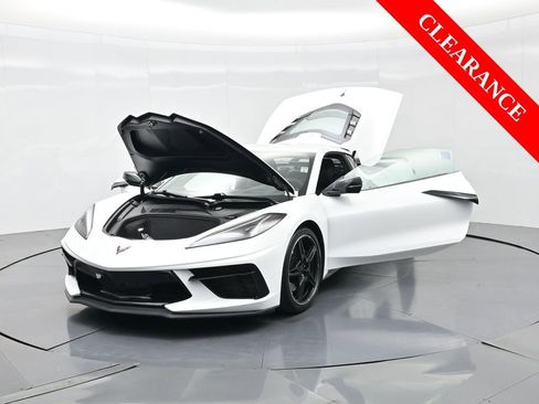 Used 2022 Chevrolet Corvette Stingray Premium Cpe w/ Z51 Performance Package image 26