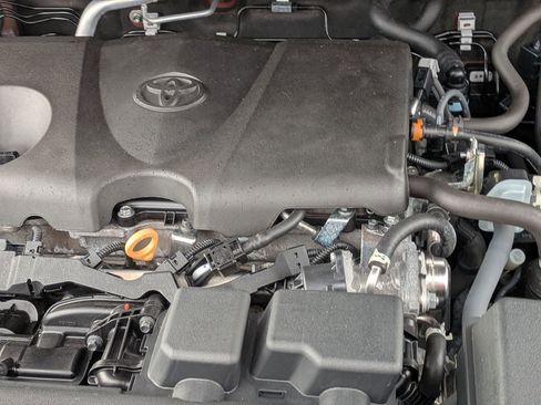 Used 2023 Toyota RAV4 XLE Premium image 36