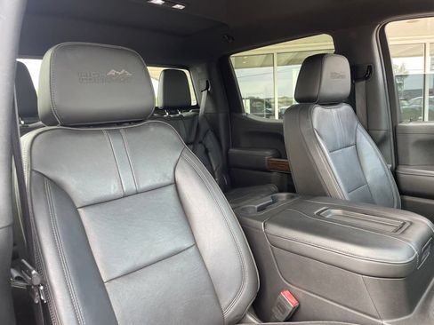Used 2019 Chevrolet Silverado 1500 High Country AWD/4WD image 23