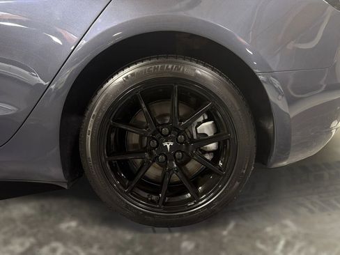 Used 2022 Tesla Model 3 image 24
