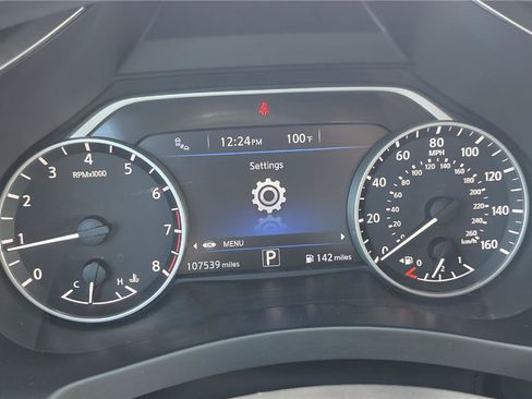 Used 2018 Nissan Murano SL w/ Midnight Edition Package FWD image 19