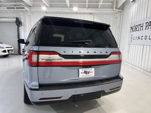 Used 2020 Lincoln Navigator Black Label AWD/4WD image 4