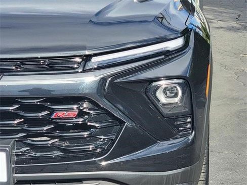 Certified 2024 Chevrolet TrailBlazer RS image 3