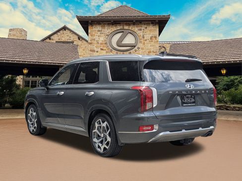 Used 2022 Hyundai Palisade Calligraphy w/ Cargo Package AWD/4WD image 3